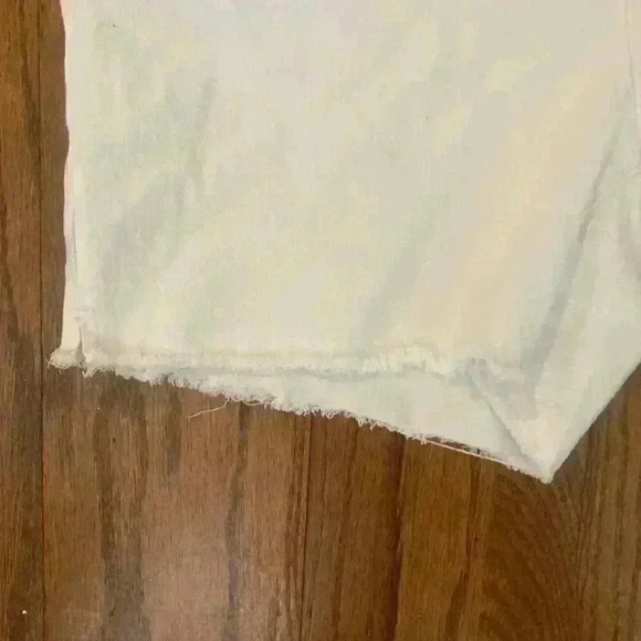 Seven 7 Jeans Denim Cutoff Weekend Shorts size 12 raw hem with Stretch Summer - Picture 6 of 8